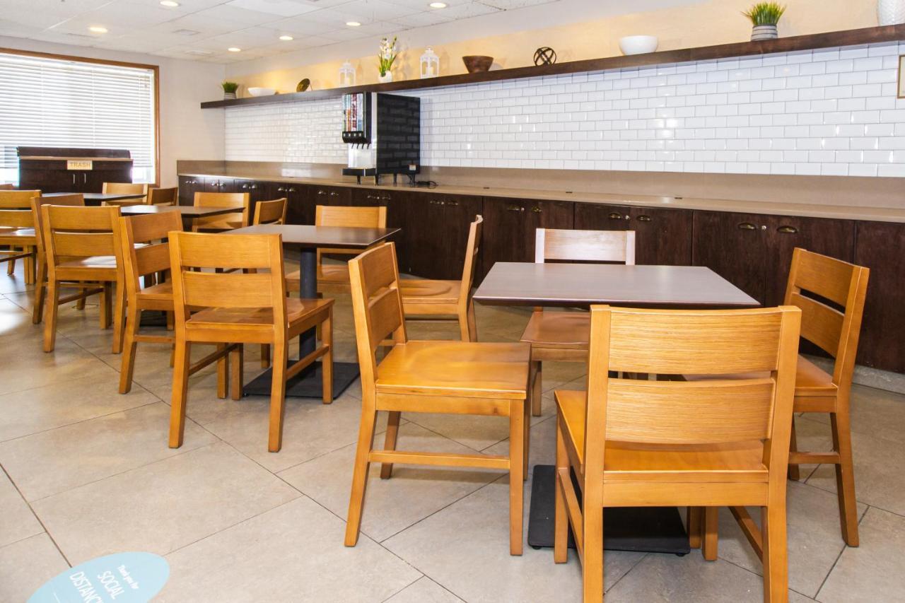 Country Inn & Suites By Radisson, Rapid City, Sd Εξωτερικό φωτογραφία